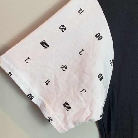 Civil Standard Tee with Contrast Sleeves NEW! - Picture 4 of 6